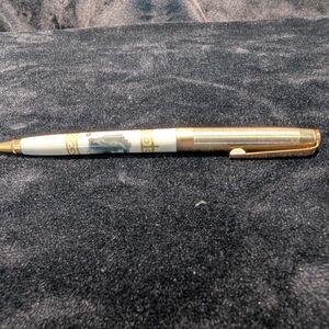 Stylish Gold and White Pen